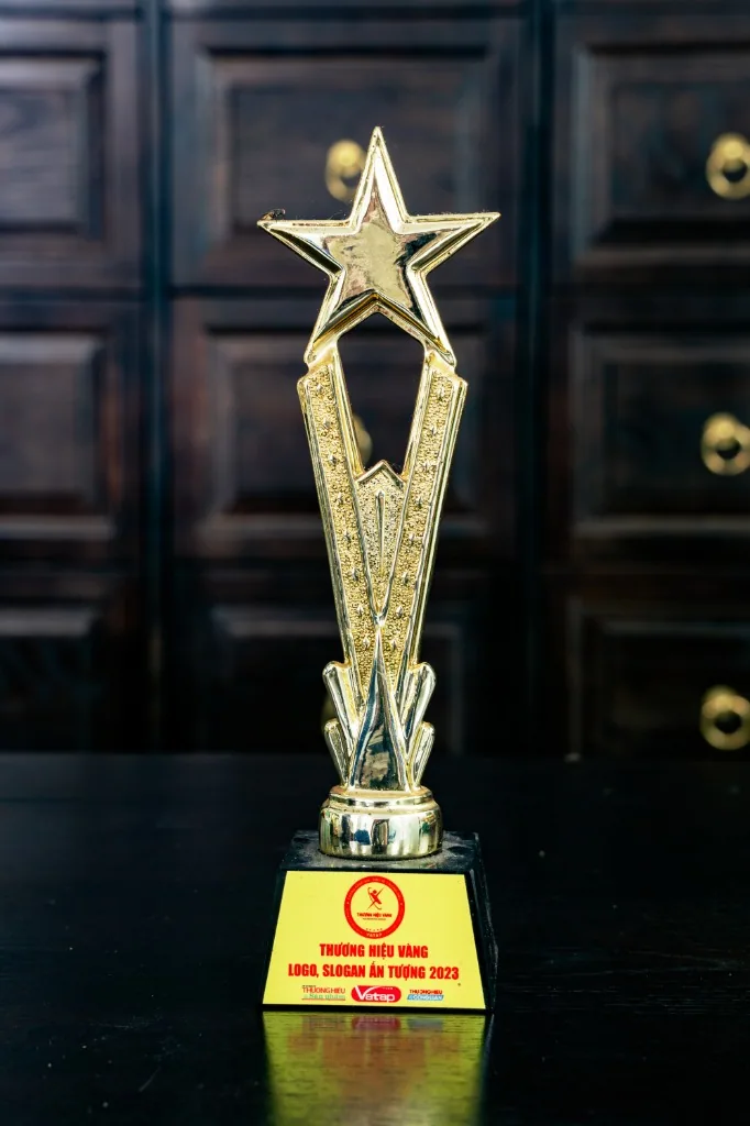 Cúp Thương hiệu vàng VATAP